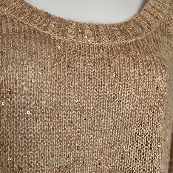 Forever 21 sparkle sweater - Picture 2 of 9